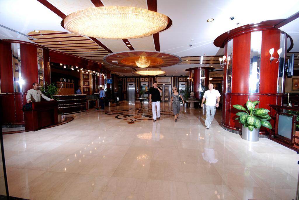 Al Bustan Tower Hotel Suites Sharjah Exterior photo
