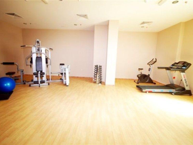 Al Bustan Tower Hotel Suites Sharjah Exterior photo